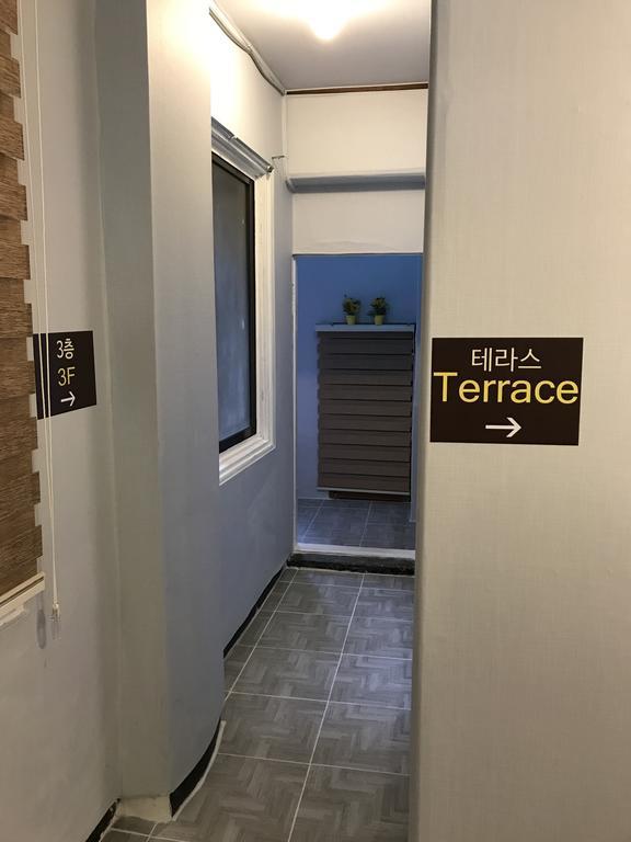 24 Guesthouse Jongno Tower Seoel Buitenkant foto