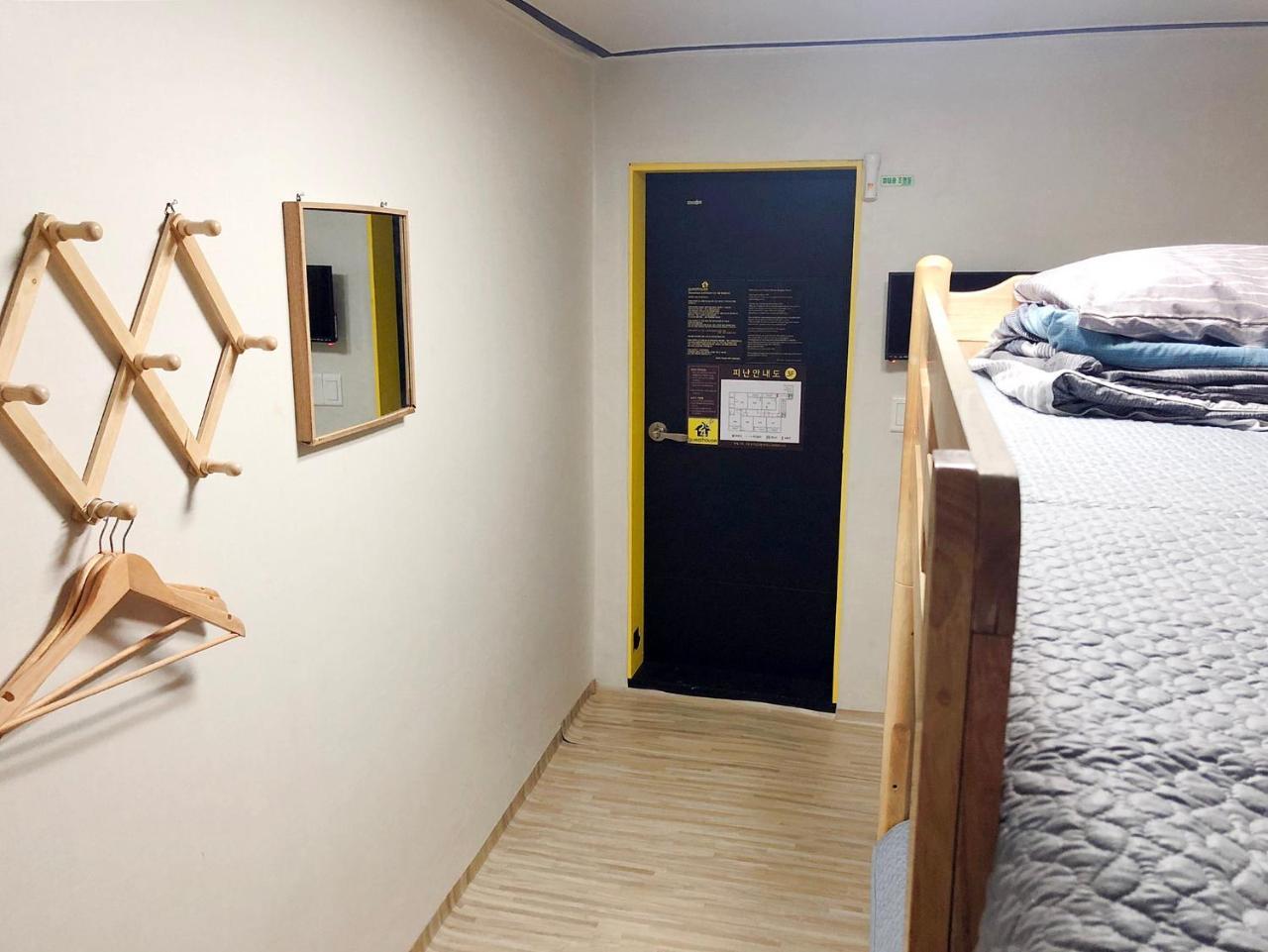 24 Guesthouse Jongno Tower Seoel Buitenkant foto