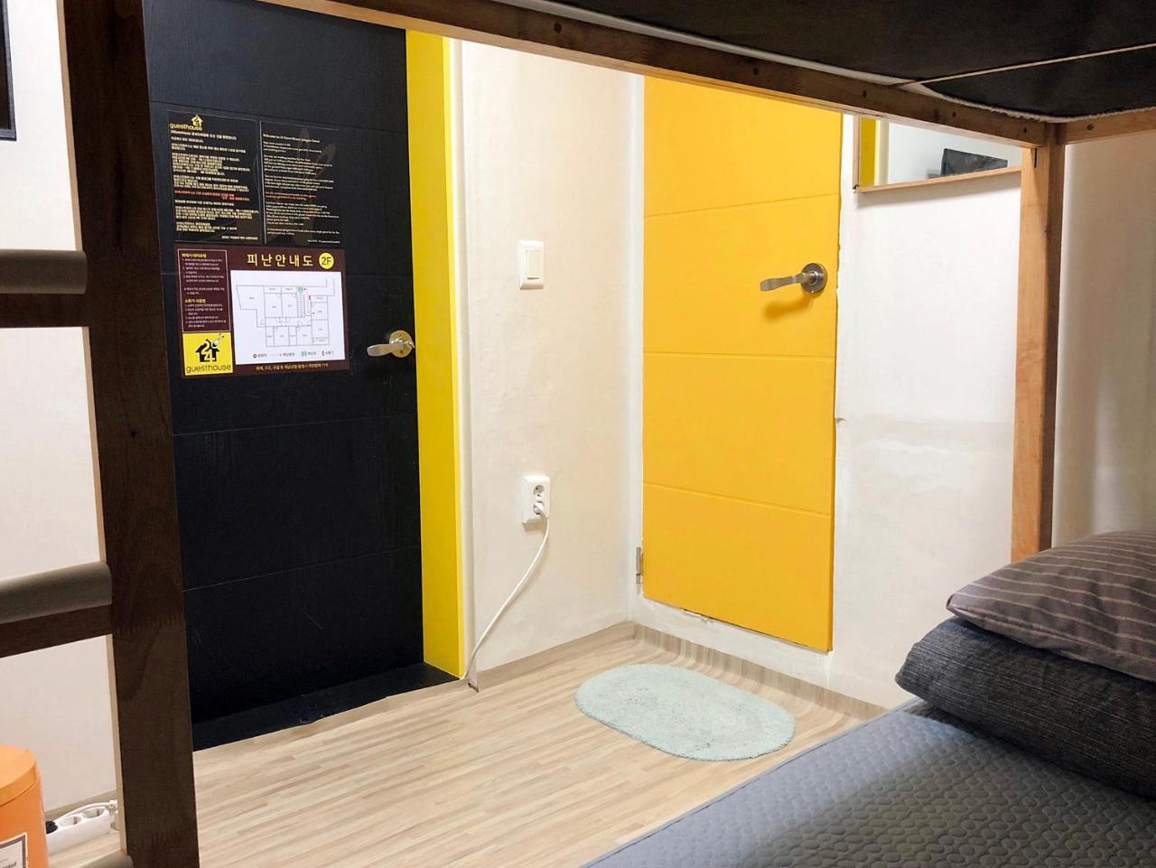 24 Guesthouse Jongno Tower Seoel Buitenkant foto