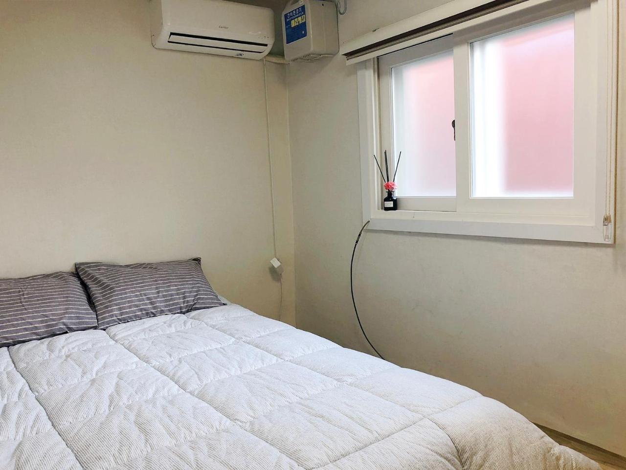 24 Guesthouse Jongno Tower Seoel Buitenkant foto