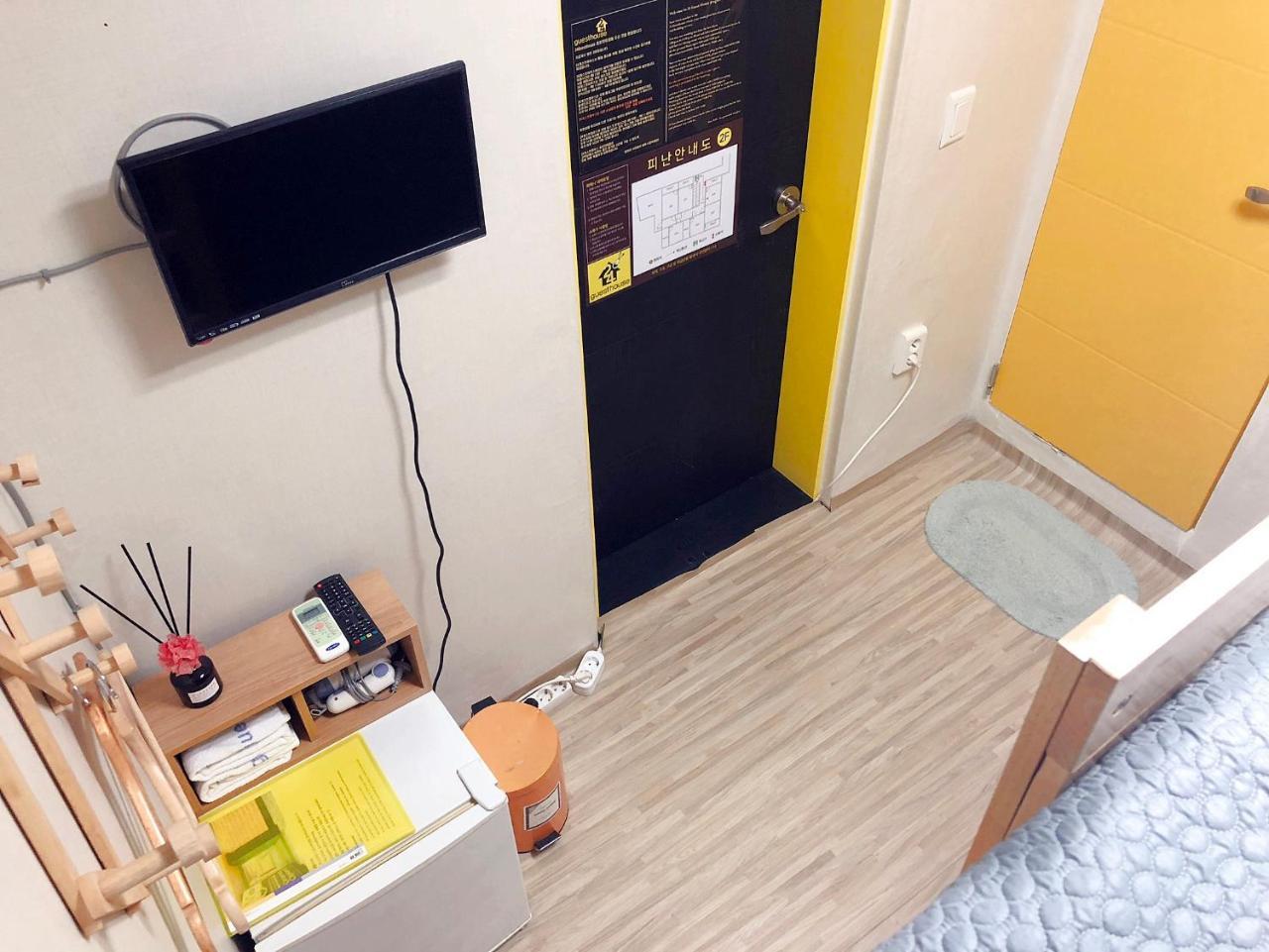24 Guesthouse Jongno Tower Seoel Buitenkant foto